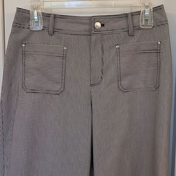 Karl Lagerfeld Flat Front Wide Leg Railroad Stripe Cropped Pants - Picture 2 of 7